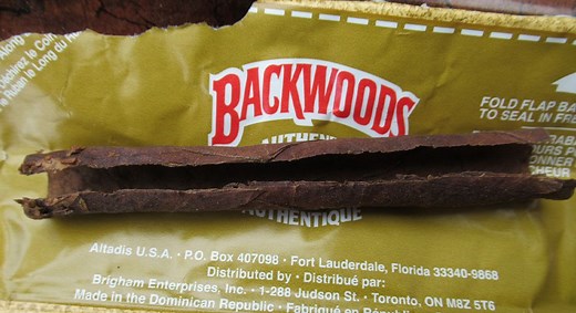 How to Roll a Backwoods Blunt Like a Pro - Merry Jane