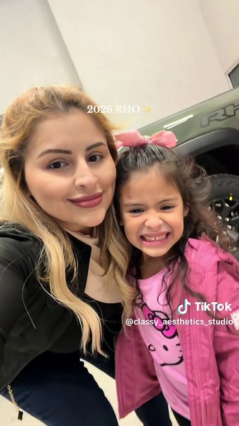 Gracias Señor 🙏🏼🫶gracias por el trabajo, la salud, y por tus bendiciones que sólo tú nos das, nadie más. Creemos en ti solamente Dios tú eres el único que nos ayudado a salir adelante eres grande Gloria A DIos Amén 🙏🏼 ❤️#🫶💉#fyp #ram #rho #fypシ゚viral #956