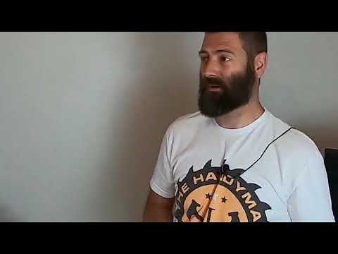 VIZIO 32'' TV Mounted on Mounting Dream MD2413-mx TV Wall Mount