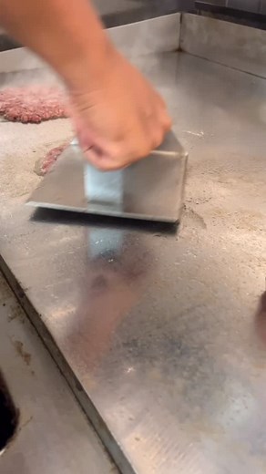 Daily sounds from the smashburger griddle. About as therapeutic as it gets! 🍔😌 #ismelllikebeef | Big Trouble Pizza and Burgers