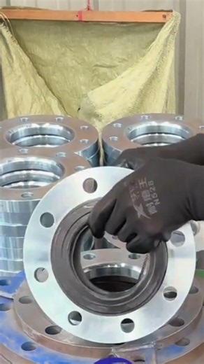 Using equipment for rubber flexible joint flange installation doubles work efficiency #valve #flange