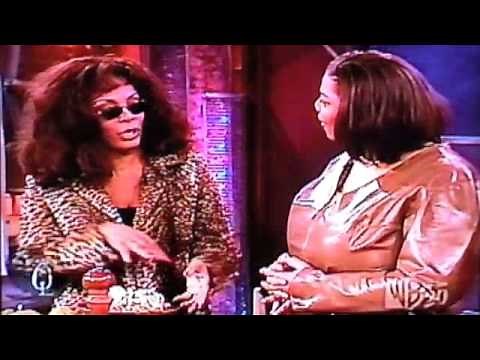 Donna Summer - Queen Latifah Interview + 'Love Is The Healer' Performance