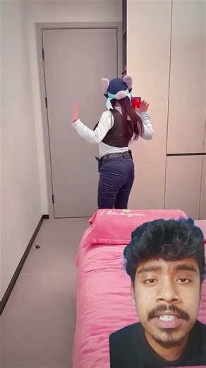 yah ladki light band karte hi dar jata hai 😱😂 #shorts