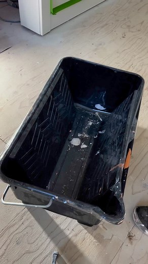 6.6K views · 926 reactions | The Purdy 18 inch bucket & roller set up...