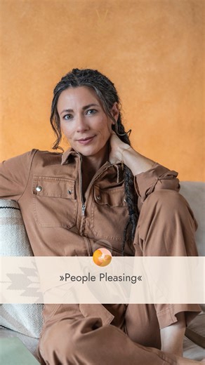 Verena König | Mit dem Ziel, gemocht, akzeptiert und nicht ausgeschlossen oder anderweitig bestraft zu werden, verhalten sich Betroffene gefällig,... | Instagram