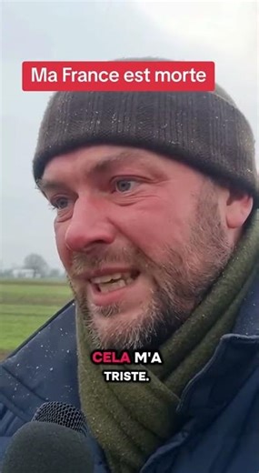 They pull out their pistols in front of a farmer 🚜💪🏼