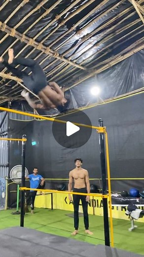 syril on Instagram: "👑540 I still cannot believe how afraid i was half an hour before the grab and here I’m doing it. A big thank you to the boys @mental_messy_ @kr1shnace @manasthenics & @jaigupta368 without the hype and trust that you’ll showed me this wouldn’t be possible 🙏🏽❤️. And also thank you @mental_messy_ again for believing in me which led to this grab on my 3rd attempt 🙏🏽💪🏽."