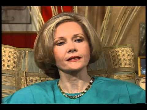 Dark Shadows - Nancy Barrett interview 01
