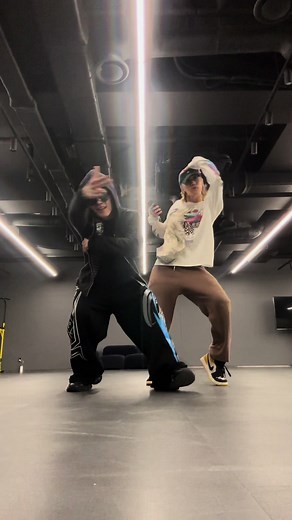 Ten x Taeyong | ten and lisa