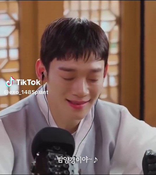 ASMR @@CHEN_official #CHEN #첸 #asmr kpop