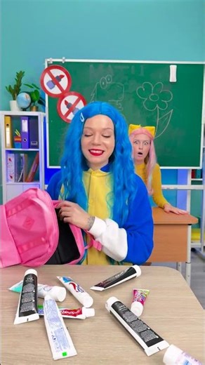 Lipstick in Toothpaste? The Ultimate Beauty Hack! 💄😲