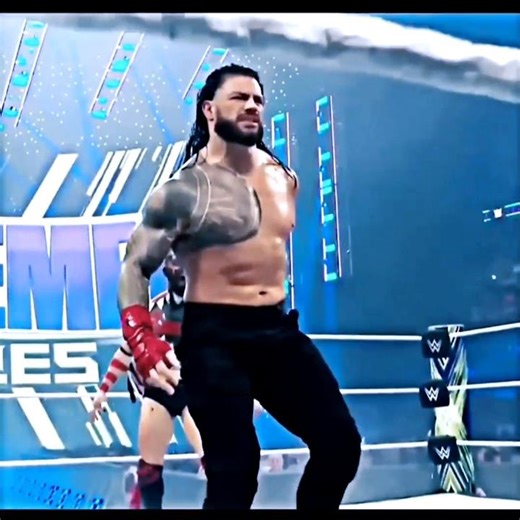 roman reigns power attitude #shorts #wwe #shortsfeed #wweraw #wwesmackdown #topmaxx995