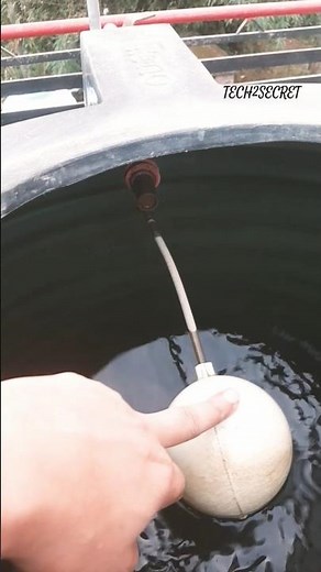 How a Roof Water Tank Float Valve Works 💧🛠️ #PlumbingTips #shortsfeed #shorts