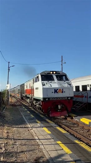 kereta api logawa berjalan langsung #keretaapiindonesia