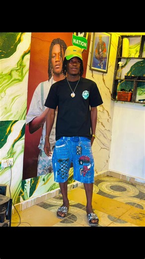 Debhaddest Fish bone (@debhaddestfishbone)’s videos with original sound - FlameBwoy Music🎵