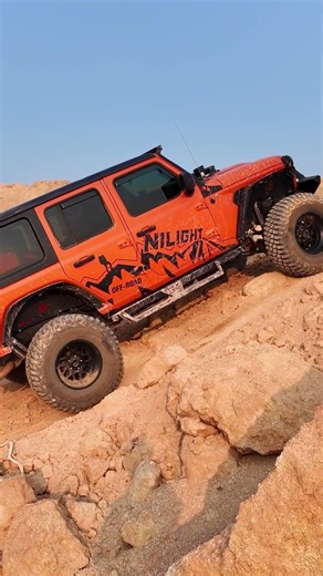 Rock Crawling a Brutal Rocky Trail | Slow, Precise, Controlled