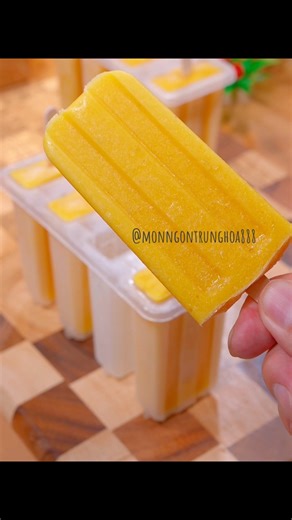 973K views · 11K reactions | Kem sữa chua xoài chuối —Tôi sẽ bật mí một bí mật cho bạn, sau này nếu con bạn muốn ăn kem, đừng mua loại có chất phụ gia bên ngoài nữa. Với cách làm của tôi, không cần kem tươi, càng không cần máy làm kem. #monngontrunghoa888#reels2025 #reels2024 #reels2023 #reelsfb #monngontiktok #cooking #anvat #Trunghoa | monngontrunghoa888 | Facebook