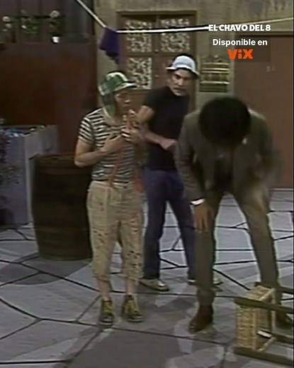 El Chavo rides on Professor Jirafales #donramón #profesorjirafales #elchavo