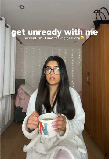 does anyone else feel like this when there sick?🤒 • • • unwinding with •@Twinings Tea peppermint tea ofc •@NIVEA micellar water •@sudocrem_uk my little sudocrem #gurwm #skincare #ill #nightroutine #freshersflu