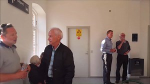 1.4K views · 11 reactions | Omkring 30 personer havde taget imod invitationen til en kombineret rundvisning på Ringe Station og debat om Ringe By. Der blev snakket både iværksætter-/borgerhus, spejdermuseum og cafe. Der er under alle omstændigheder en masse muligheder for at binde byen sammen med det nye boligområde på Jernstøberigrunden og for at skabe en interessant indgang til Ringe for dem som kommer med bus og tog. | RundtOmRinge | Facebook