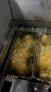 Fried flounder cook to perfection #cookingwithchefanthonysmackinllc #foodblogger #cooking #goodfood #instagood #foodporn #facebook #foodie #foodstagram | Cooking with Chef Anthony Smackin LLC