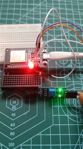 Tilt Sensor With ESP-32 #arduino #esp32 #esp32project #esp32projects #arduino #arduinoproject