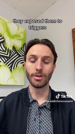 Starvation brain vs. the addicted brain 😳 #drugawareness #addictionawareness #opioidepidemic #quitdrinking #addiction The data/info for this video were gathered from Dr. R. Corey Waller’s amazing lecture given about the neuroscience of addiction. Ive attached a link to his full lecture on YouTube, and also a link for the references he cites. Please check out his full video if youre interested in learning more. https://youtu.be/bwZcPwlRRcc References https://drive.google.com/file/d/1JOmu1nyo0B0X