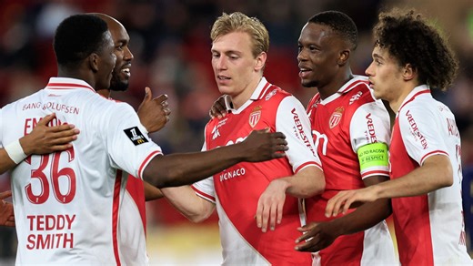 南野先発のモナコ、日本人3選手先発のスタッド・ランスに完勝…ビエレスがハットトリック | Goal.com 日本