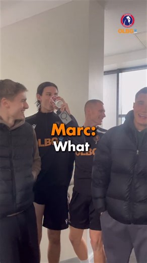 Marc wasn’t happy with the boys discussing their favourite Christmas movie 🎄🤣 #marcwhite #dorkingwanderers #bunchofamateurs #markwhite #football | Dorking Wanderers FC