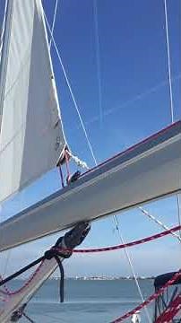 Fixing a jammed Seldon in Mast Furler