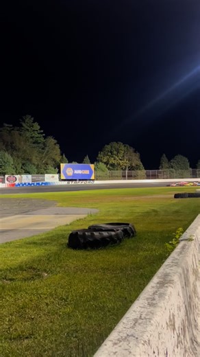 It’s time for the 40 lapper SK Modified feature! Who ever finishes in the top 13 will be able to race in the TC 13 Shootout! | Stafford Motor Speedway