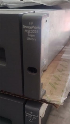 HP StorageWorks MSL2024 Tape Library