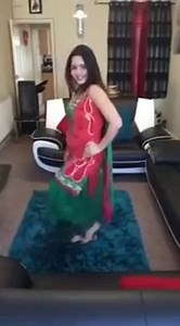Beautiful pakistani Girl Dance Amazing Performance Home alone Video-2015