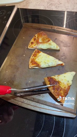 Innovative Pizza Cutting Scissors for Easy Slicing