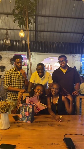 Love 😍, what a concept 🤭 Grateful for everyone I got to meet and interact with throughout the year🥹! #LIKIR🌸 #softgirl #friendship