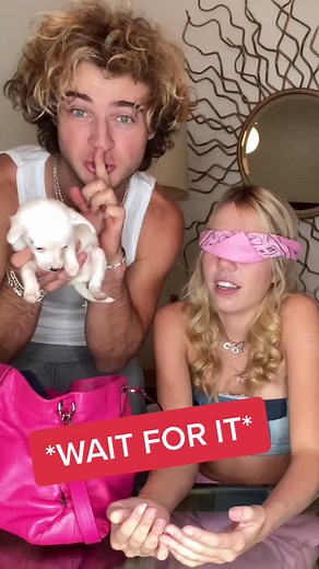 Surprising my girlfriend with a PUPPY 😳 Full vid up now (LlŃK lŃ BlÓ) @colie.1