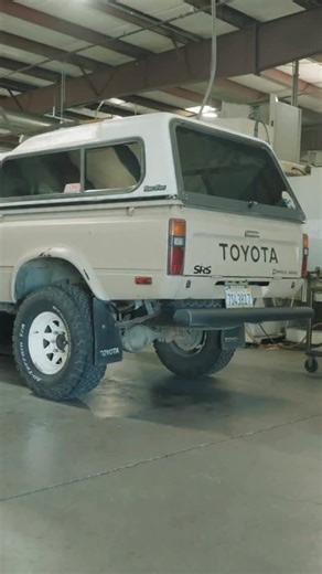 Appreciating the fine details of a well-lived truck 🛻 From the factory hardware to the years of use that tell its story. Built to last, and it shows. #LCEngineering #ToyotaPerformance #22R #22RE #5VZ #ToyotaTrucks #ClassicToyota #BuiltNotBought #Toyota4x4 #TruckRestoration #YotaLife | LC Engineering