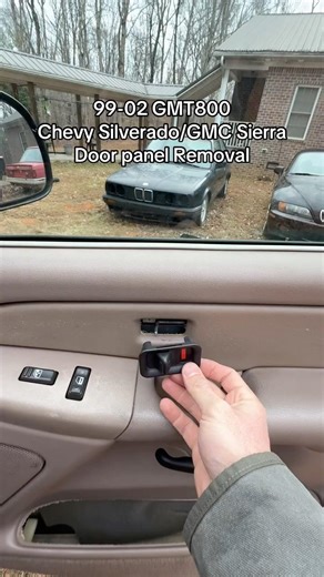 99-02 Chevy Silverado/GMC Sierra GMT800 Door Panel removal. #chevy #silverado #gmc #gmt800 #truck