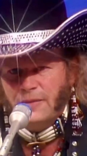 Outlaw Legend David Allan Coe! 🎶 | Honkytonktown
