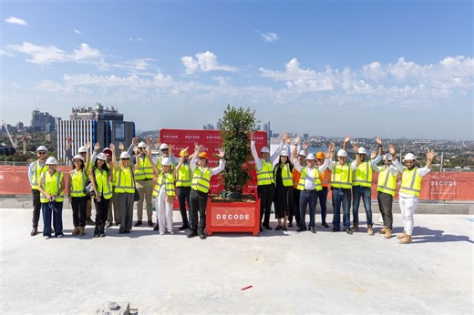 Buildvue on Instagram: "From ground level to skyline!!!!! Tree topping achieved on this luxury apartment project on Sydney’s North Shore. A major milestone that marks how far this build has come, captured from above to showcase the scale, detail, and craftsmanship behind it. #SydneyConstruction #ConstructionSydney #LuxuryApartmentsSydney #NorthShoreSydney #sydneyconstruction"