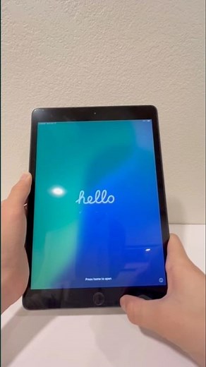 iPad 7th Generation + Apple Pencil Setup and Unboxing in Late 2025 (iPadOS 18)