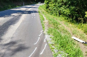 Unfall bei Zweiflingen: Zwei 30-Jährige bei Oldtimer-Ausfahrt schwer verletzt