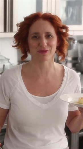 Transforming sugar into caramel is magical—and Sarah Carey is here to help guide you through the process. Follow along as the #MarthaCollective baking expert shows you how to make one of her favorite desserts, crème caramel: bit.ly/3AbA1kl | Martha Stewart
