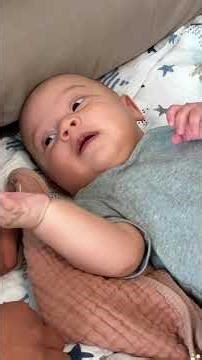 Baby prefers mom over dad. #scarepeople #scream #prank #funny #viral #haha #fyp #scareprank #acting