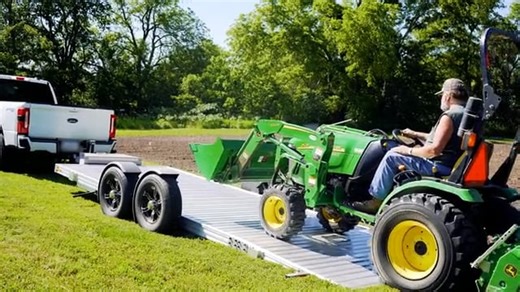 Timpte Equipment Trailers - 1020 EZ Load Trailer