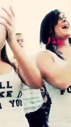 “Country girl shake it for me” @Luke Bryan #summercountry #countrymusic #countryedit #countrycontent