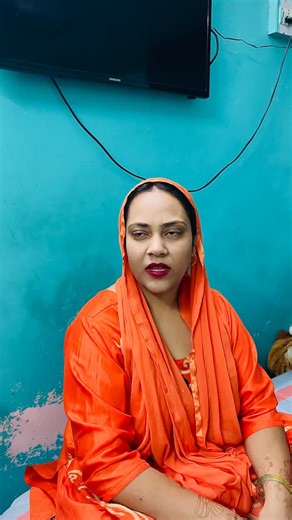 Simpy Chaudhary on Instagram: "नसीब ही फूट गए 😱😜 Wait for lol 😝 . . . #simpychoudhary #viral #funny #comedy #reels"