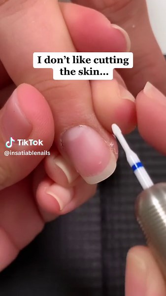 Effective Cuticle Clean-up Techniques for Healthy Nails