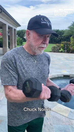 Chuck Norris demonstrates his daily 15-minute Total Gym routine for longevity #ChuckNorris