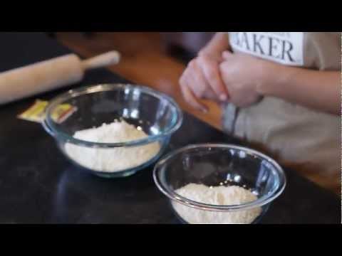 How To: Know The Difference Between Bread Flour and All-Purpose Flour